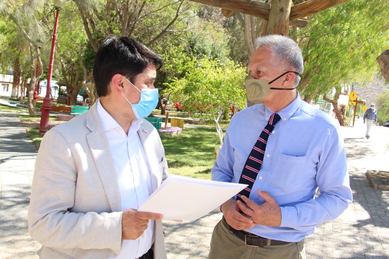 Director Ejecutivo del SLEP Atacama se reúne con Subsecretario de Educación