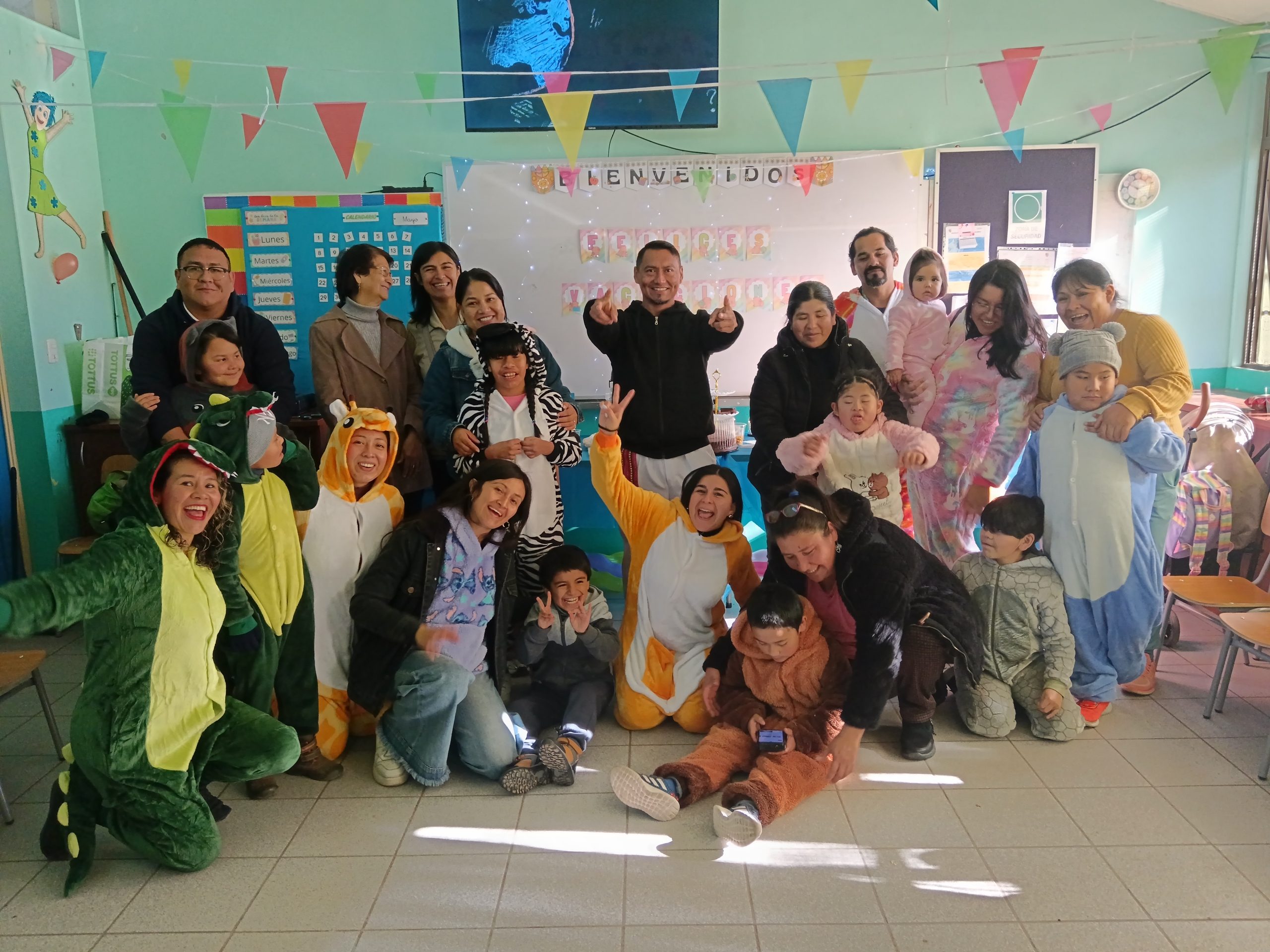 Escuela María Luz Lanza Pizarro celebra cierre de semestre junto a las familias y comunidad educativa