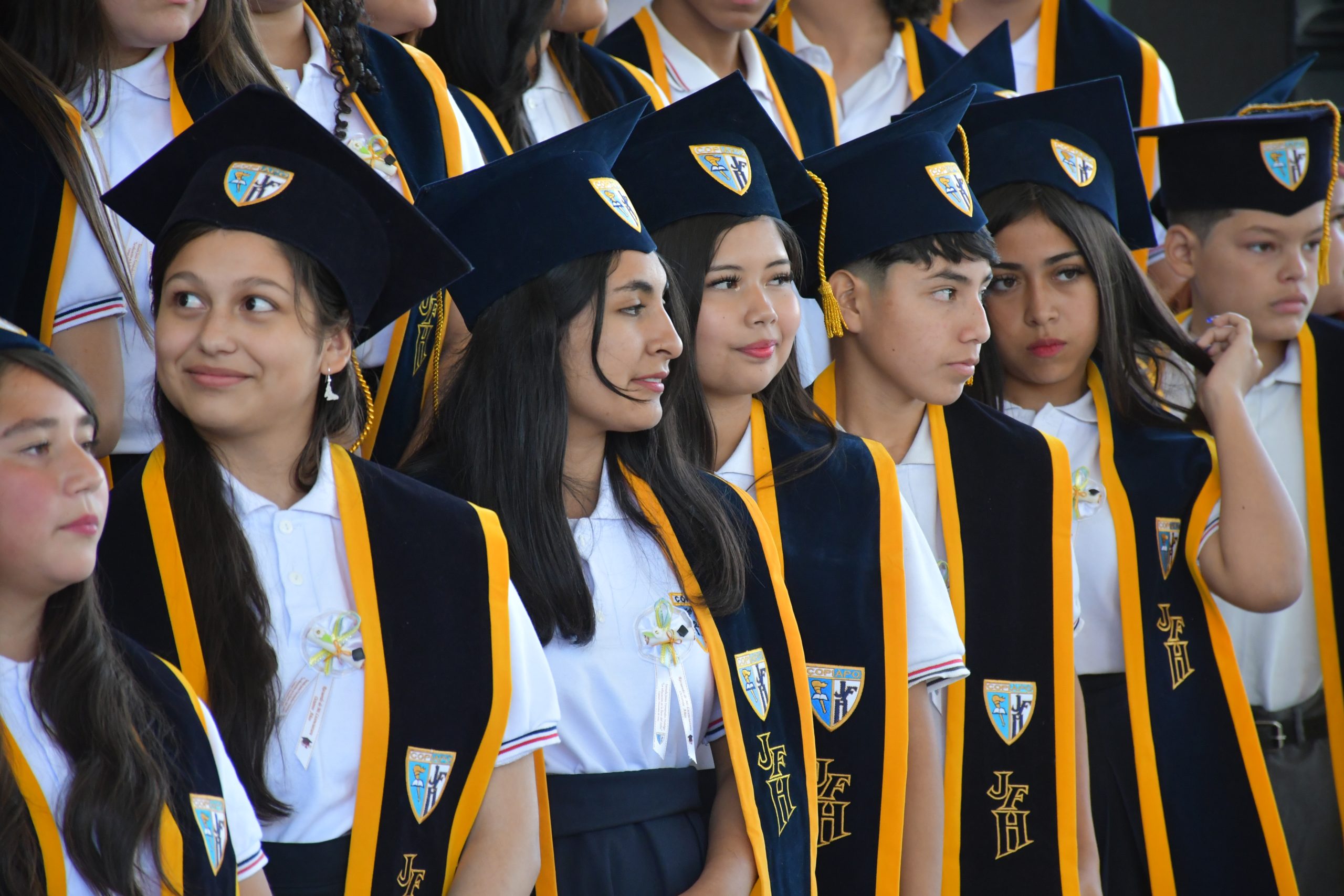 Emotiva licenciatura de Octavos Básicos en la Escuela Jesús Fernández Hidalgo de Copiapó