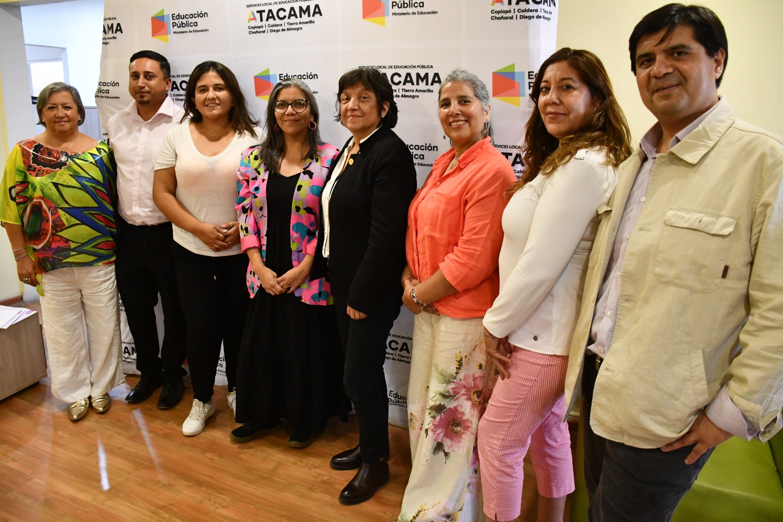 SLEP Atacama recibe visita de directiva nacional de FENAFUSLEP en el marco del Día Internacional de la Mujer