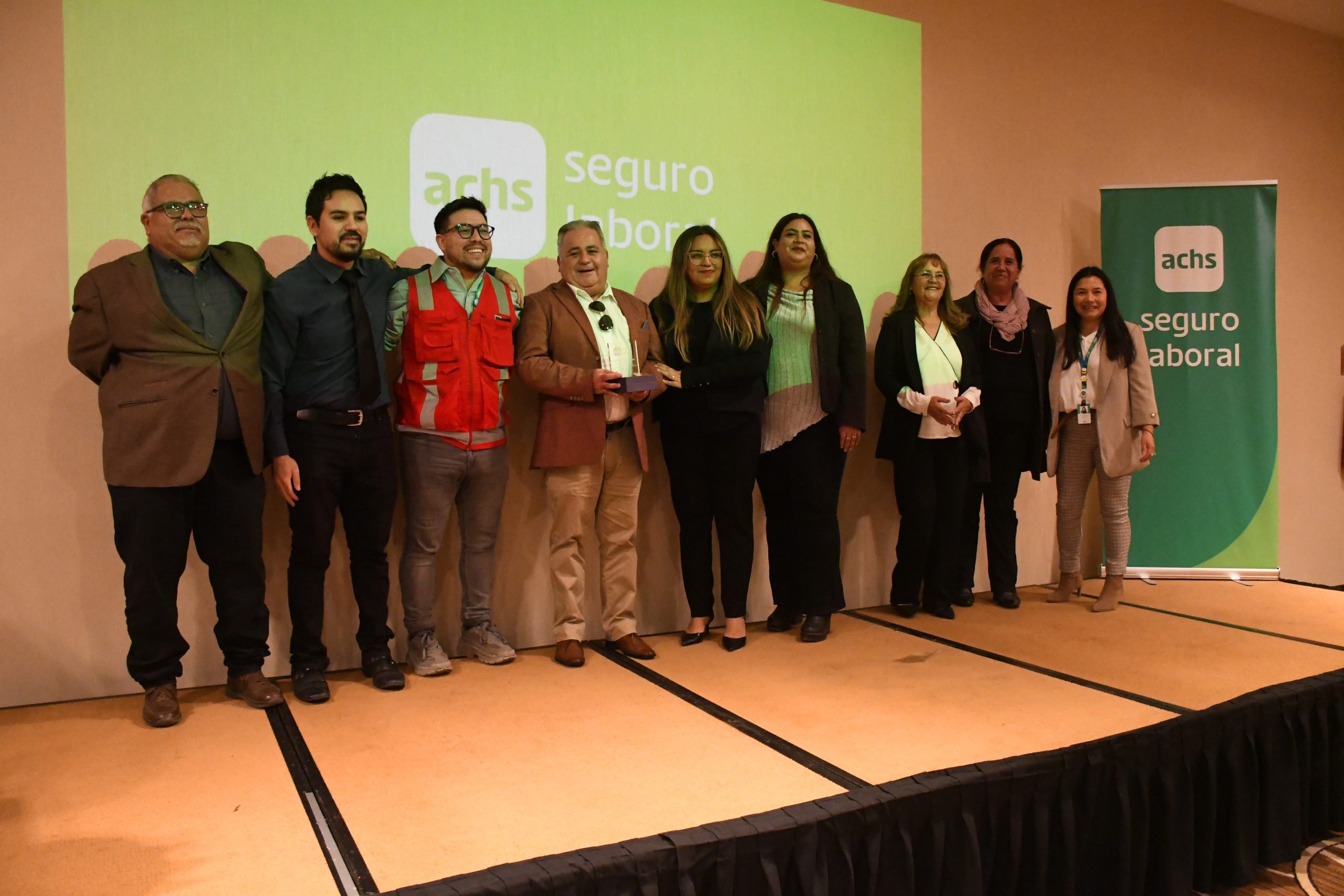 Escuela Vicente Sepúlveda Rojo expuso su experiencia en encuentro regional de Comités Paritarios organizado por ACHS