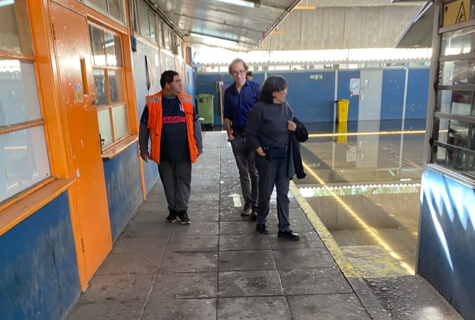 SLEP Atacama y Dirección de Educación Pública verifican en terreno el estado de establecimientos por sistema frontal