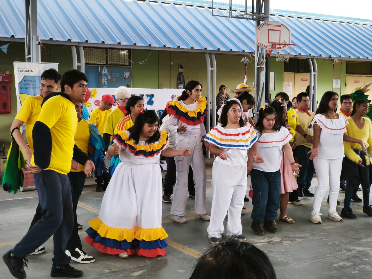 Escuela Especial María Luz Lanza Pizarro celebró 60 años de historia junto a su comunidad educativa