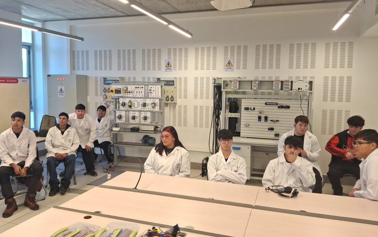 Estudiantes del Liceo El Palomar fortalecen su formación técnico-profesional junto a INACAP