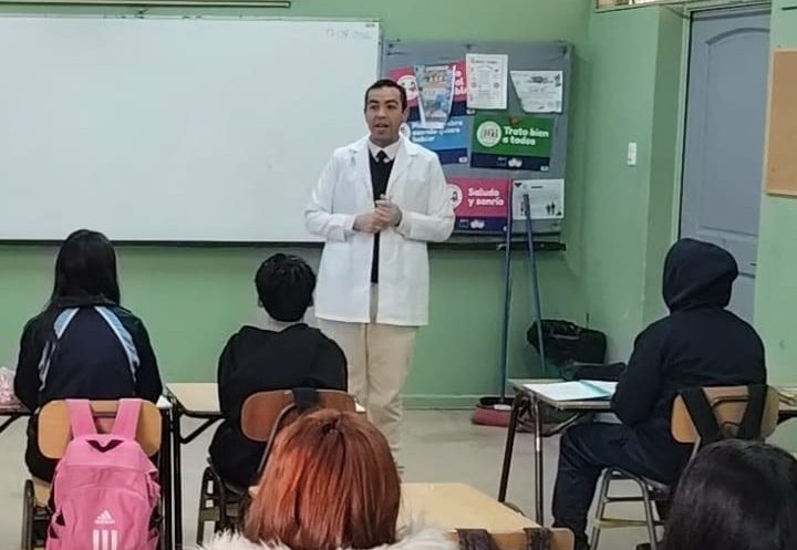 Profesor de Chañaral avanza como seleccionado de Atacama en el Global Teacher Prize Chile 2026