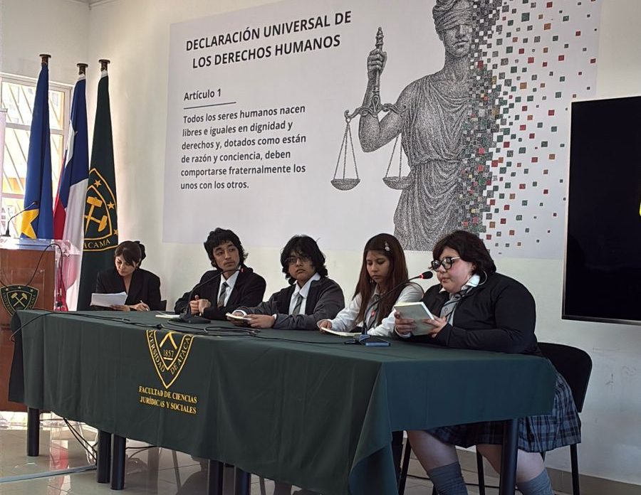 Estudiantes del Liceo José Antonio Carvajal representarán a Atacama en la Final Nacional del Torneo Delibera 2026