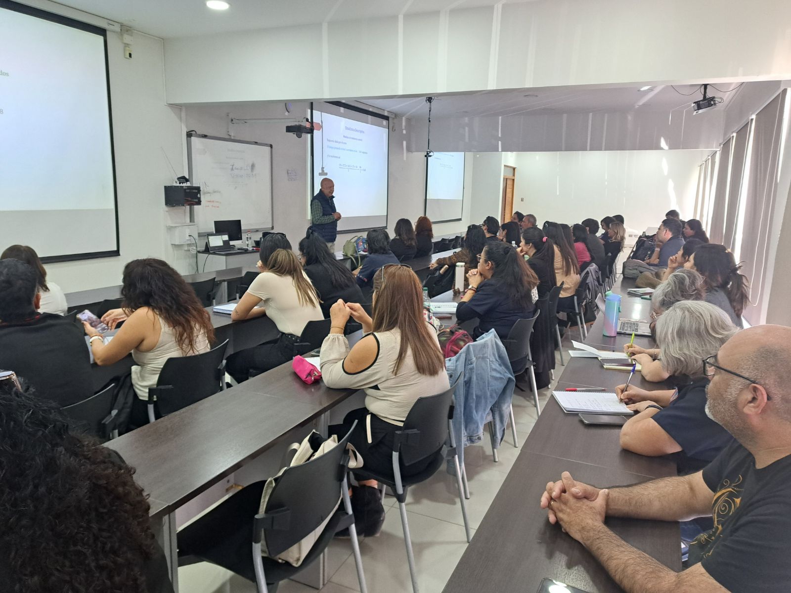 Red de Docentes de Matemáticas del SLEP Atacama fortalece estrategias para la enseñanza de la estadística